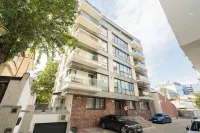 UpHome Suites
