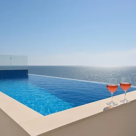 SeaRock Suites