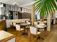 Hotel du Louvre - breakfast