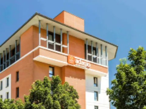 阿德吉奧阿克瑟斯圖盧茲喬利蒙特飯店 阿塞扎公館附近的飯店