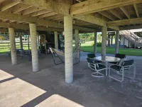 Beautiful Calcasieu Lake Views from Old Settlement Home.
