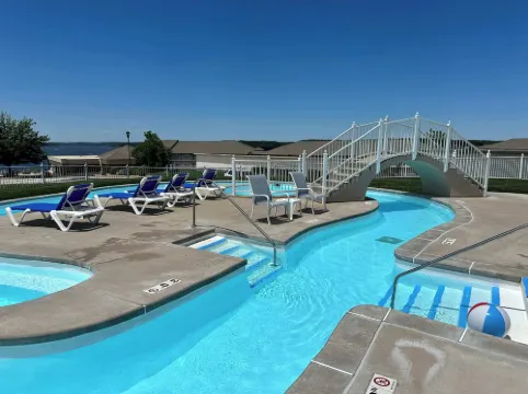 Panoramic Sunset Escape Waterfront Condo for 7!