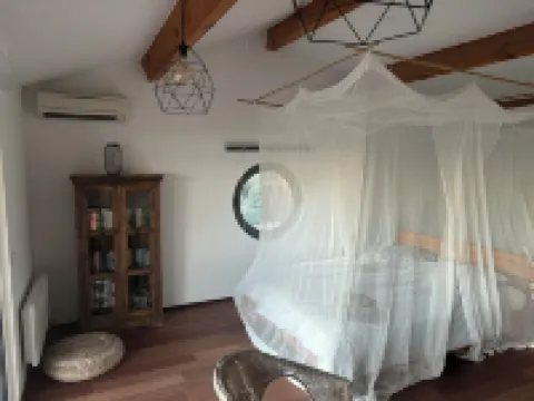 Holiday house in Giens with a fantastic view over the bay of Almanarre