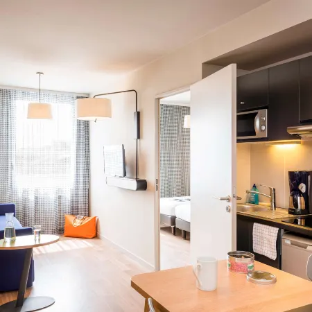 Aparthotel Adagio access Paris Massy Gare TGV