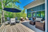 Modern Beachfront Oasis in Stockholm w/ Dock! - 3-Sterne