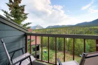 Awesome Spacious Condo, Spectacular Views, Nice Clubhouse