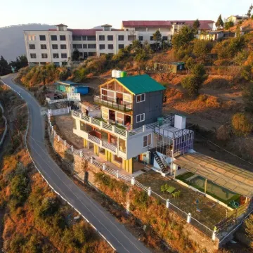 Perrys Cottage Hotels near Khait Parvat Temple