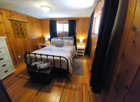 Mountain Cabin - Old Idyllwild Charm! Dog friendly. Minutes from the village. Hotels in Idyllwild