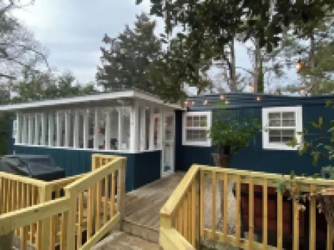 Island Treehouse Hotels in Emerald Isle