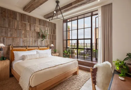 1 Hotel Central Park Отели рядом с достопримечательностью «Institute for the Study of the Ancient World at NYU»