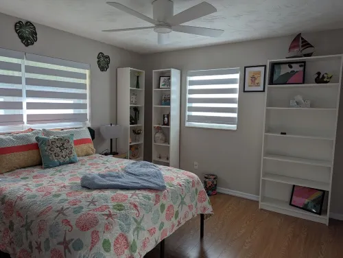 Holiday Lake Retreat, 2-Bedroom, Dogs Welcome, 8 Miles to Rainbow River,Sleeps 4