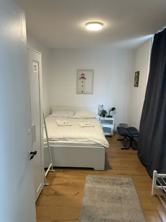 Ntn House Отели в г. Миттелланд