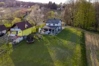 Cozy House In Nature With Hot Tub Hotels in 