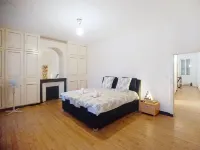 Maison des Mousquetaires 6 people Hotels in Condom