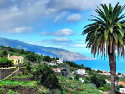 Casa con Vistas Panorámicas Cerca del Pueblo de Villa de Mazo, Isla de La Palma