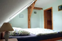 Reitpension Wiesengrund: cozy apartment on a riding and farm Hotels in Angermunde