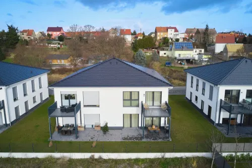 Bernstein Apartment #2 on the Goitzsche with direct lake view Hotels in Muldestausee