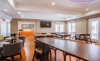 SpringHill Suites Savannah Midtown
