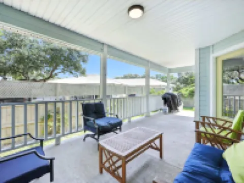 Salty Tradewind Retreat - 14ppl! Hotels in Butler Beach