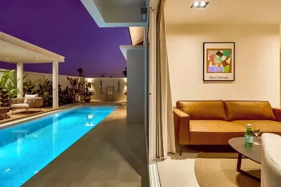 Minimal Pool Villa in Quiet Area Hotels in San Phak Wan