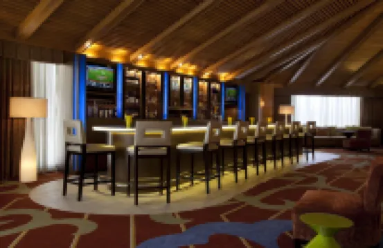 DoubleTree by Hilton Hotel Houston - Greenway Plaza
