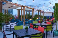 Serena Hotel Aventura Miami, Tapestry Collection by Hilton - Morgenmad