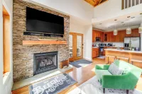 Deck and Scenic Views Beech Mtn Group Getaway - Wifi