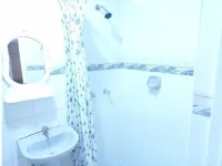 2 de mayo apartment  3 のホテル