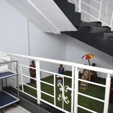 Royal Hotel Residence