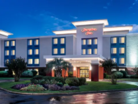 希爾頓歡朋酒店-莫爾黑德市 卡特雷特縣酒店