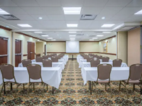 ハンプトン イン ミドルタウン ミドルタウンのホテル