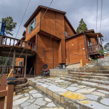 Scenic Frazier Park Cabin Stay