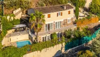 Villa Paradis - Cannes - Swimming pool, flower garden, jacuzzi