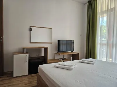 Cozy 1-bedroom apartment in awesome Sofia with WiFi, AC Hotels in Banishora
