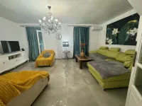 CENTRAL FAMILY HOUSE Hotel a La Linea de la Concepcion