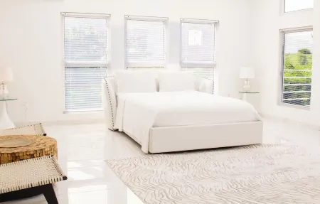 Charming 2-bedroom villa with AC, WiFi in tranquil Osbourn-Fitches Creek Отели в г. Osbourn