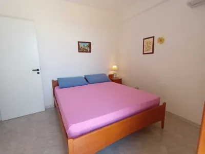 Blue Sea Apartment, cozy apartment a few meters from the sea. Hotels near Clubmed kamarina