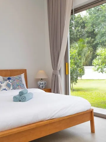 รูปภาพของMinimal Luxury Villa HUGE Garden. 10 min to Nimman