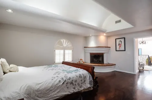 Beautiful Vacation Home, 5 Minute Walk to Beach