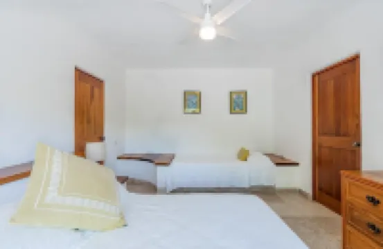 Beautiful remodeled Villa Ixtapa Zi, luxury development, amenities.