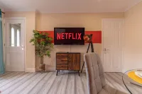 Cosy Home For Leisure/Relocation/Contractors Hotels in Northolt