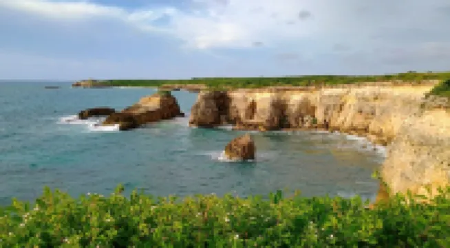 Room w/ba AC Wi-Fi in Esperanza Apt. 1