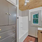 Downtown Forest Hotels in Greeneville