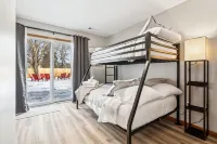 Champions' NSC Retreat HotTub Grill FirePit Fenced 블레인 호텔