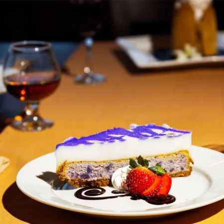 Hilo Hawaiian Hotel, Trademark Collection by Wyndham
