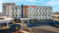 Hampton Inn by Hilton St. Louis Airport Hoteles en Berkeley