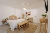 Paradise Villa, luxury villa near the beach