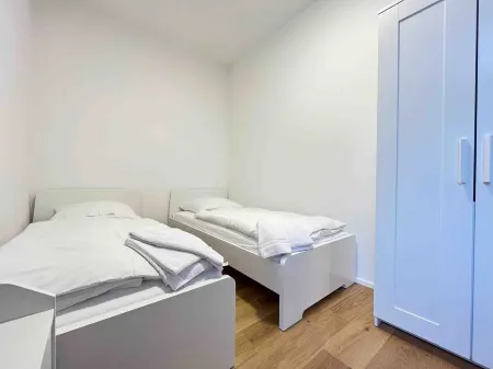 (AM1013) Modern fitter's apartment