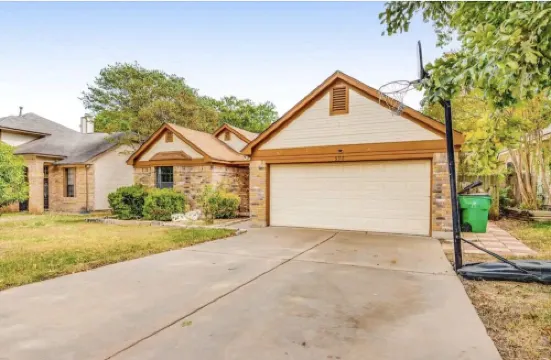 Tranquil 3 BR Oasis : Relaxing Suburn Austin heaven
