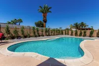 3-bedroom house in lovely Litchfield Park with WiFi, AC close to Golf & Shopping